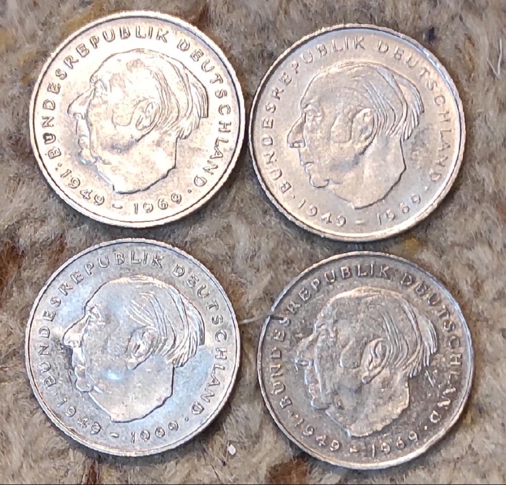  d027: Deutschland kleines Lot mit 4 verschiedenen 2 Mark Heuß Münzen   