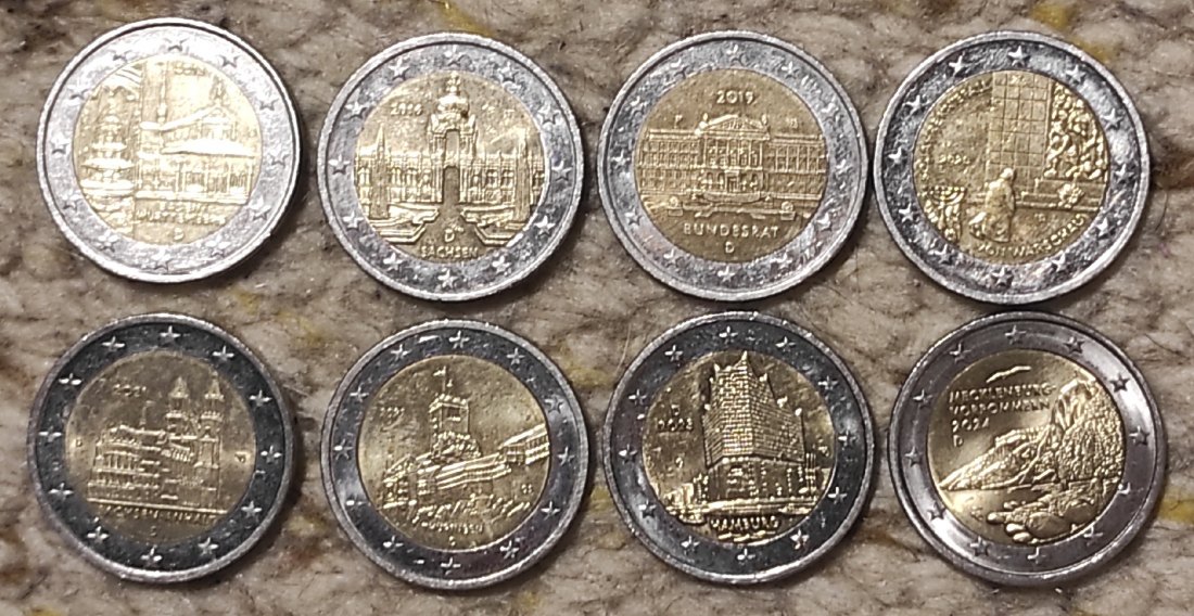  Deutschland Münzlot mit 8 x 2 verschiedenen Euro Stücken   