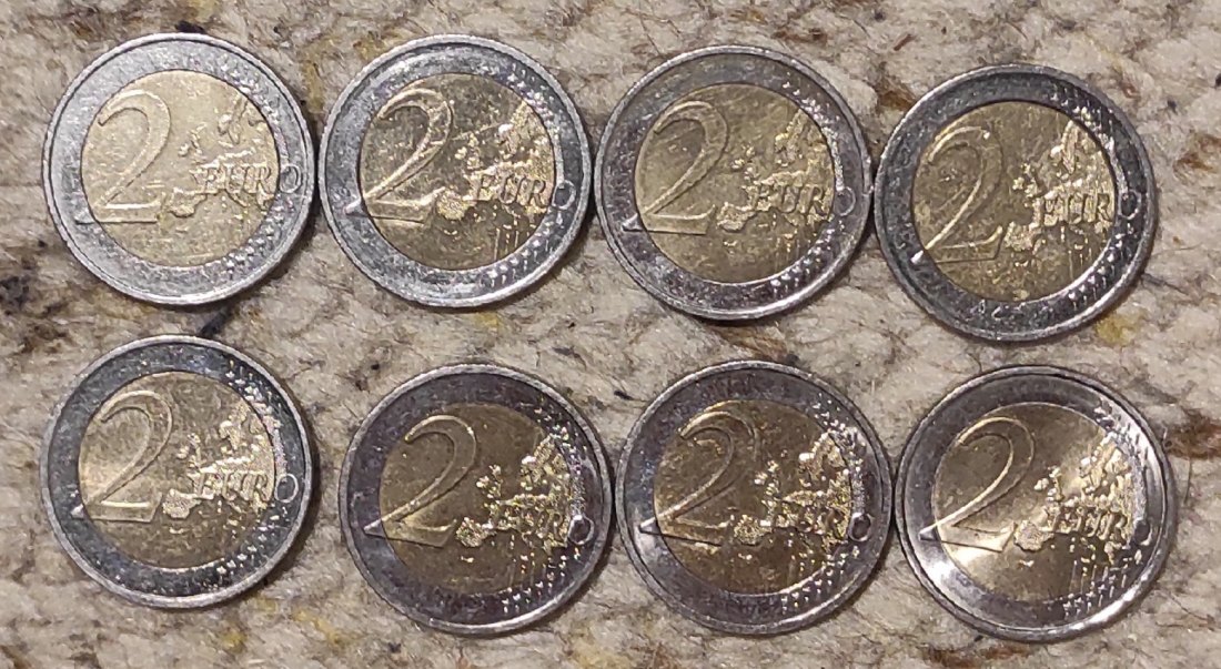  Deutschland Münzlot mit 8 x 2 verschiedenen Euro Stücken   