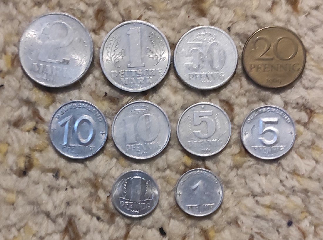  Set 121: DDR Münzlot mit 10 verschiedenen Münzen   