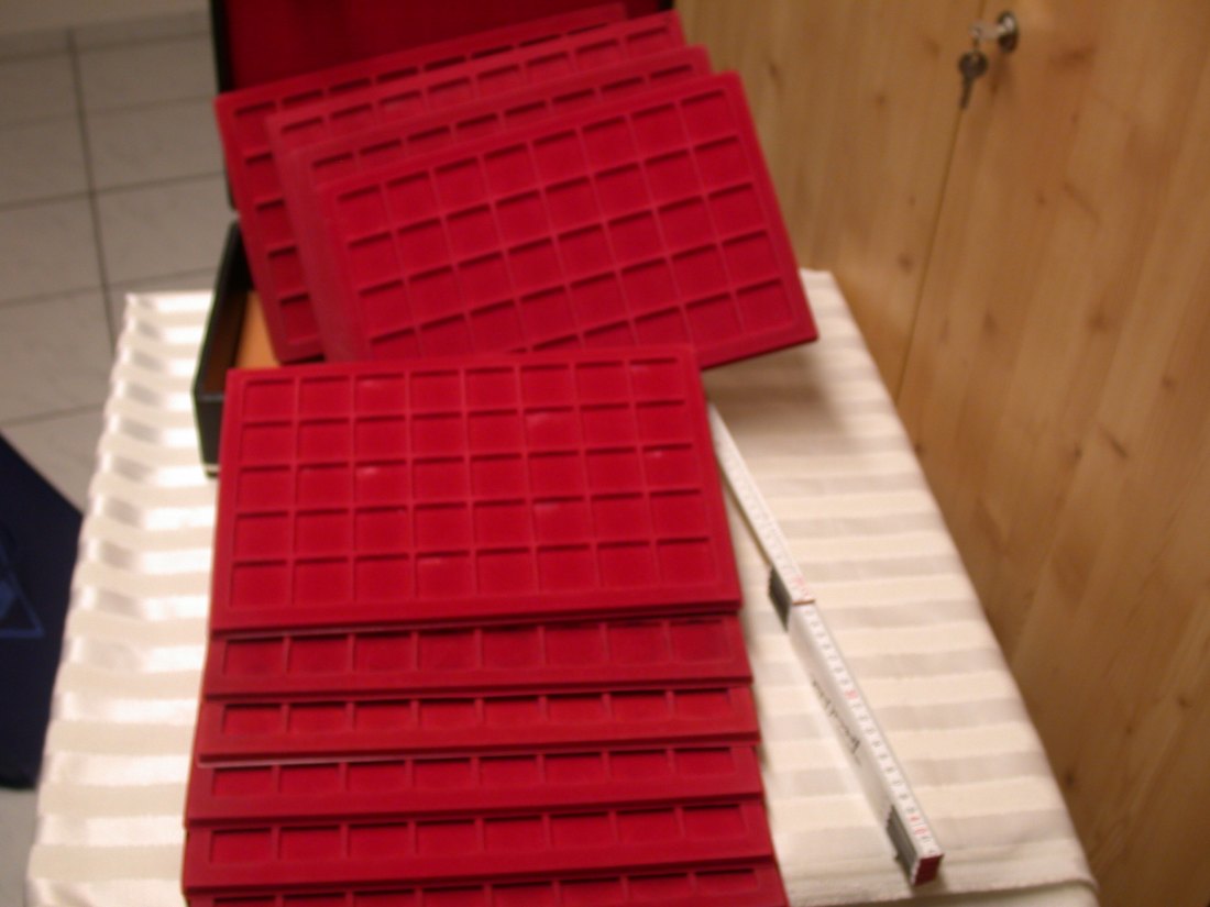  Münzkoffer mit 10 Einlagen für 400 Münzen gebraucht  Originalbilder   