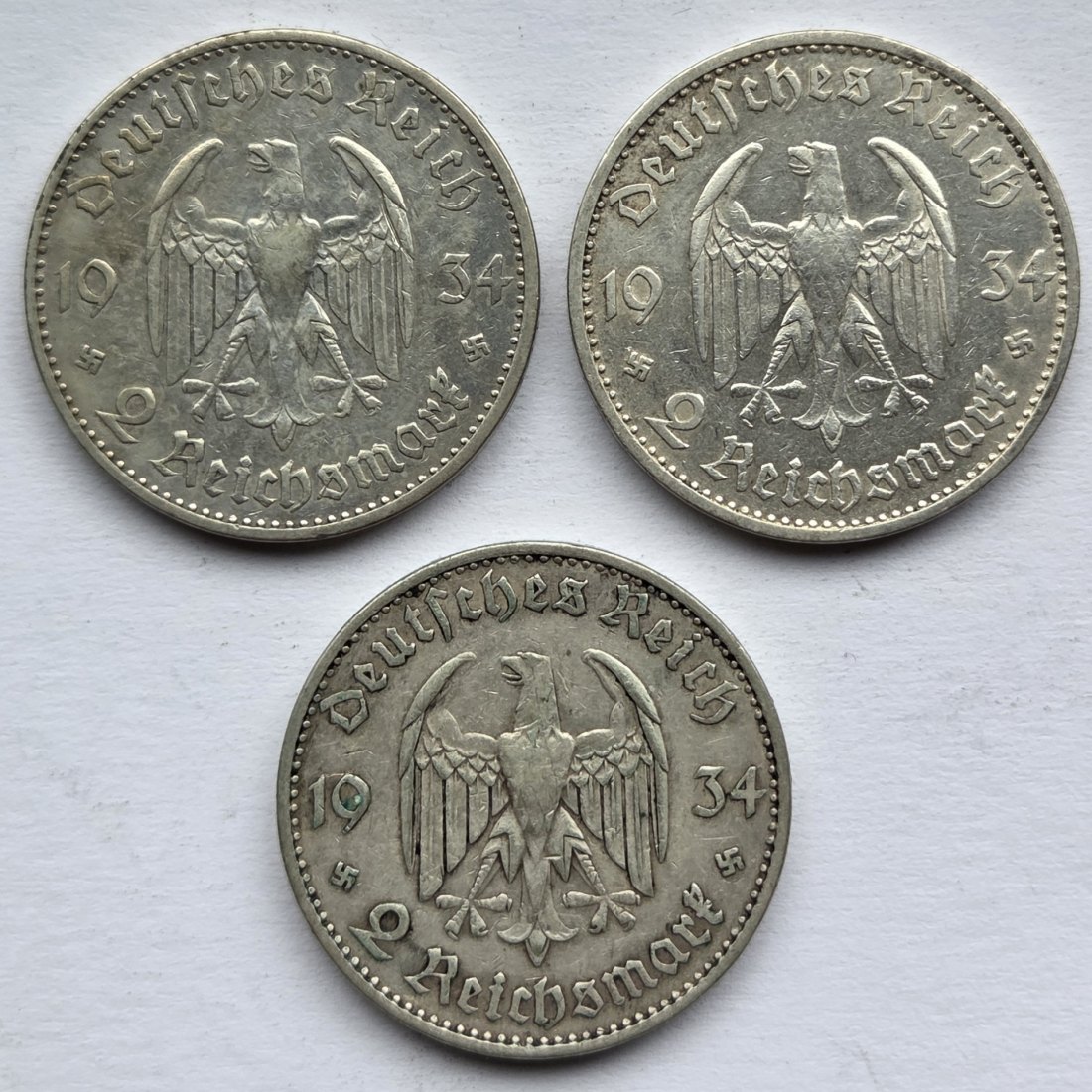  Deutsches Reich: 2 Mark Garnisonkirche 1934 (Jaeger 355), 3 Stück (A + D + E)   