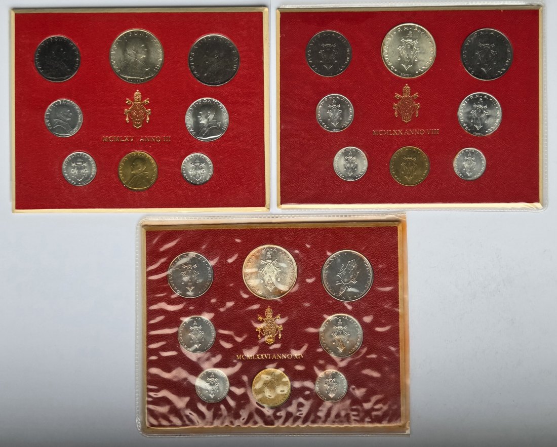  Vatikan: Kursmünzensätze 1965 + 1970 + 1976, enthalten 27,6 g Feinsilber   
