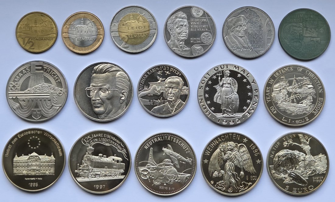  Europa: Lot aus 16 verschiedenen ECUs   