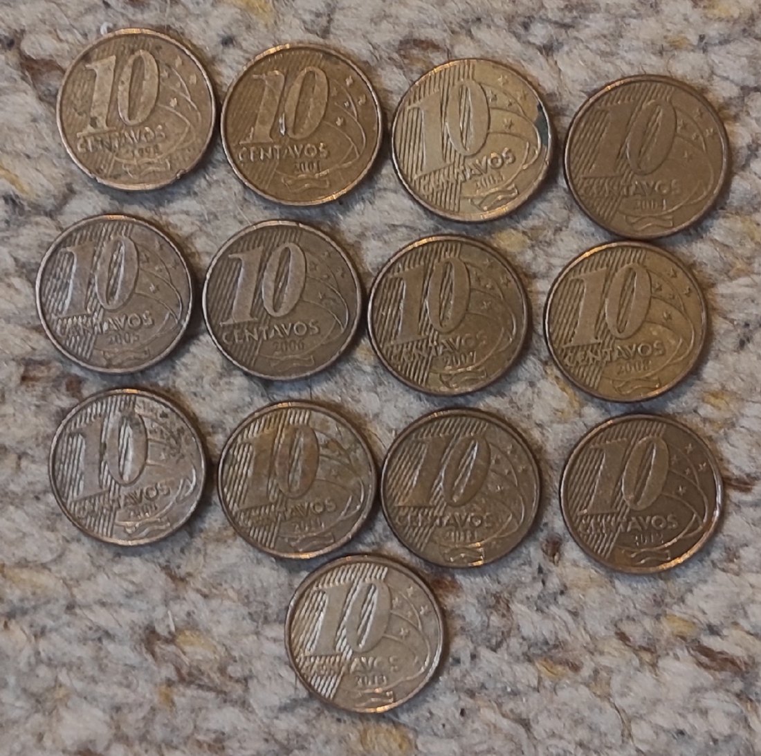  Set 077: Brasilien Münzlot mit 13 x 10 Centavos verschiedener Jahrgänge   