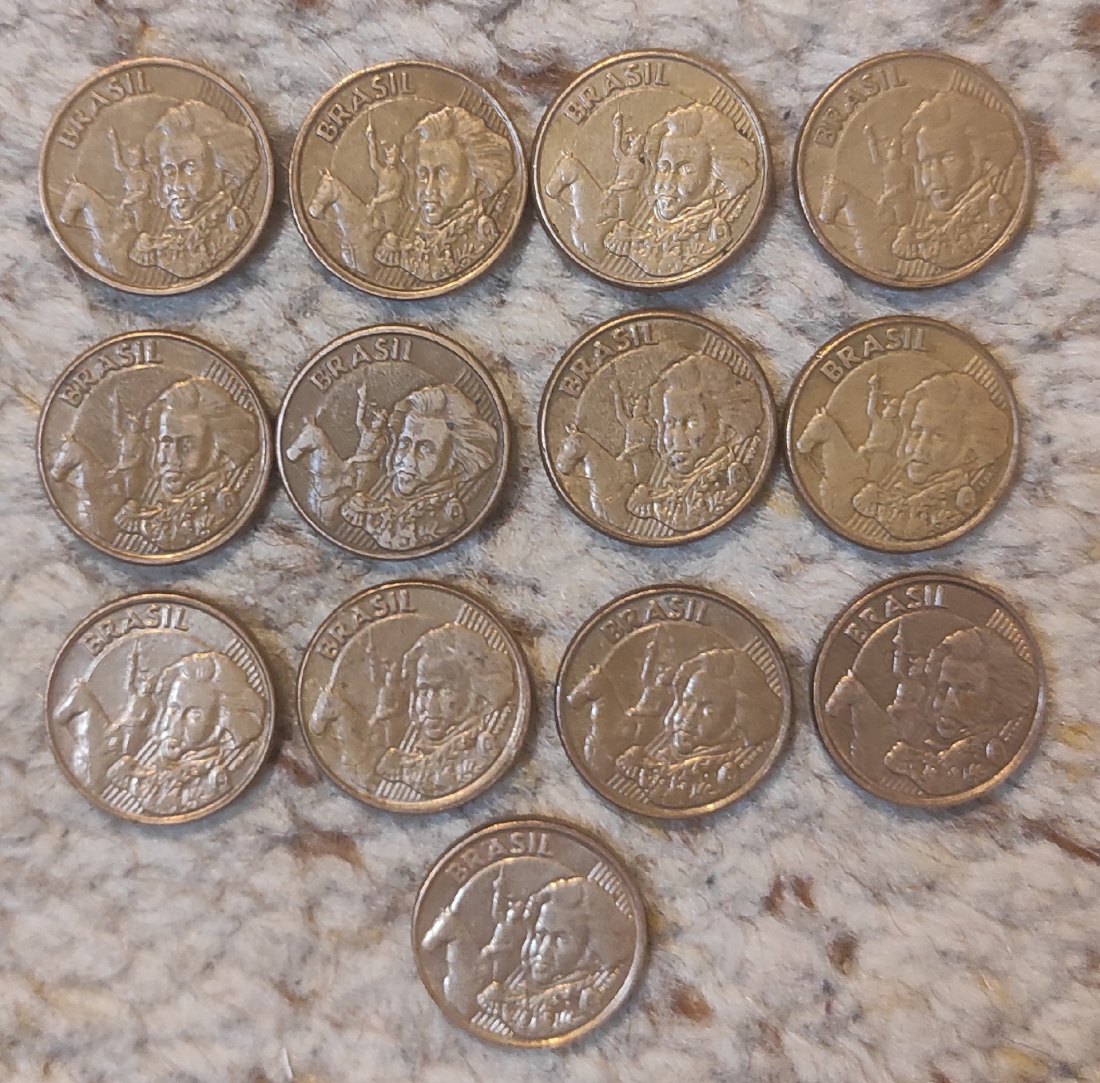  Set 077: Brasilien Münzlot mit 13 x 10 Centavos verschiedener Jahrgänge   