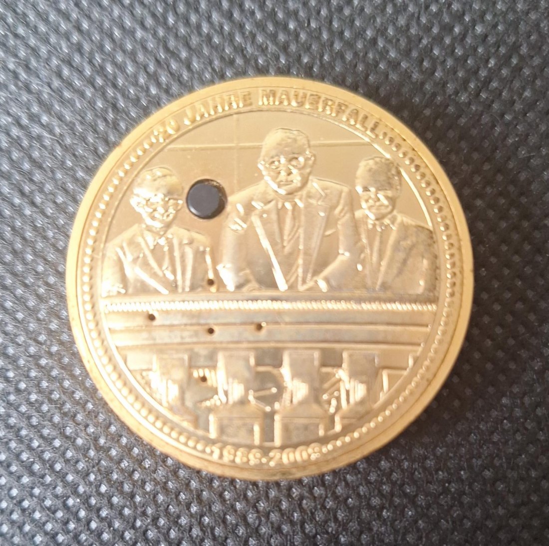  Medaille mit Ton: 20 Jahre Mauerfall 2009, die Stimmen der deutschen Geschichte, 1 cm dick !   