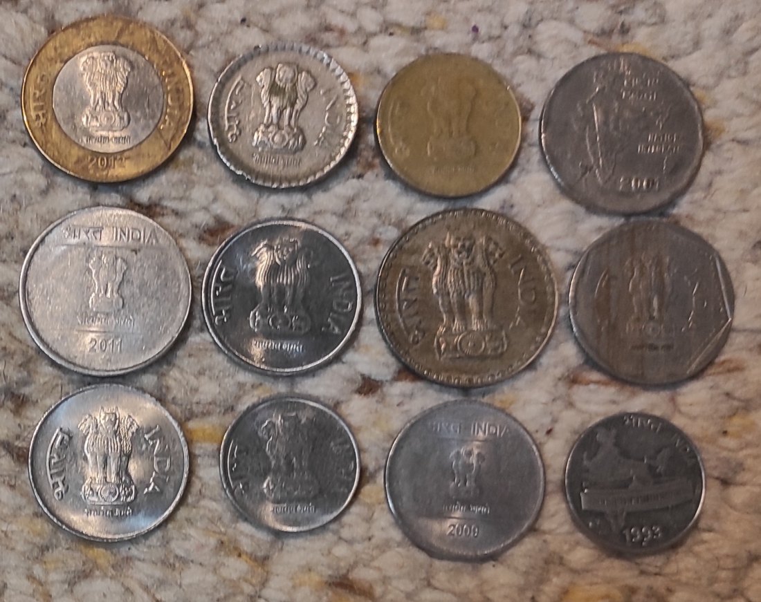  Set 032: Indien Münzlot mit 11 verschiedenen Münzen   