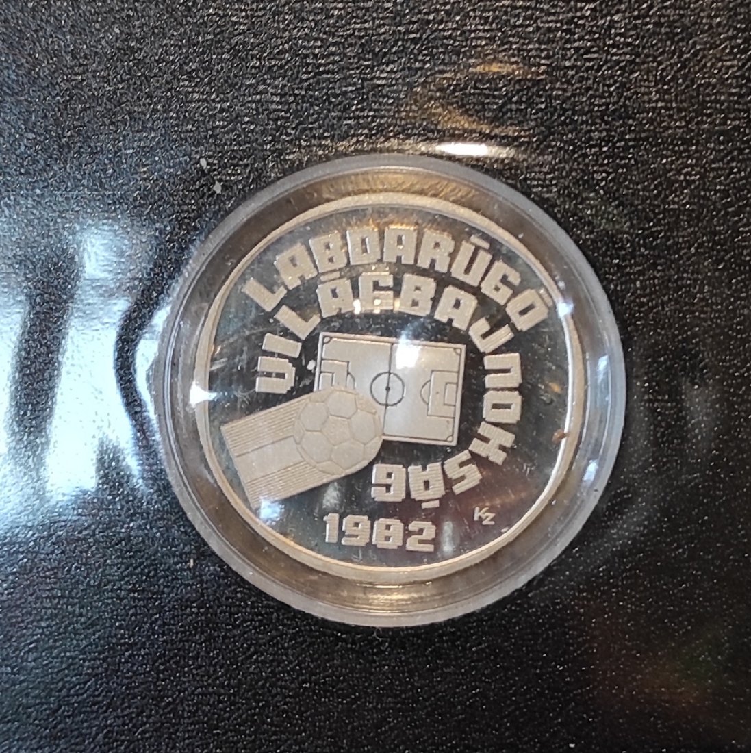  Ungarn 500 Forint 1981, SILBER, Fußball-Weltmeisterschaft 1982 - Fußballfeld, original verschweißt   