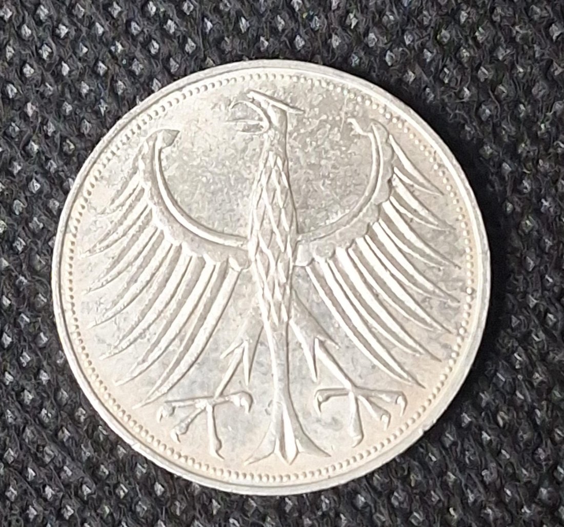  Silber BRD, 5 DM Kursmünze 1961 D, Feingewicht 7 Gramm Silber   