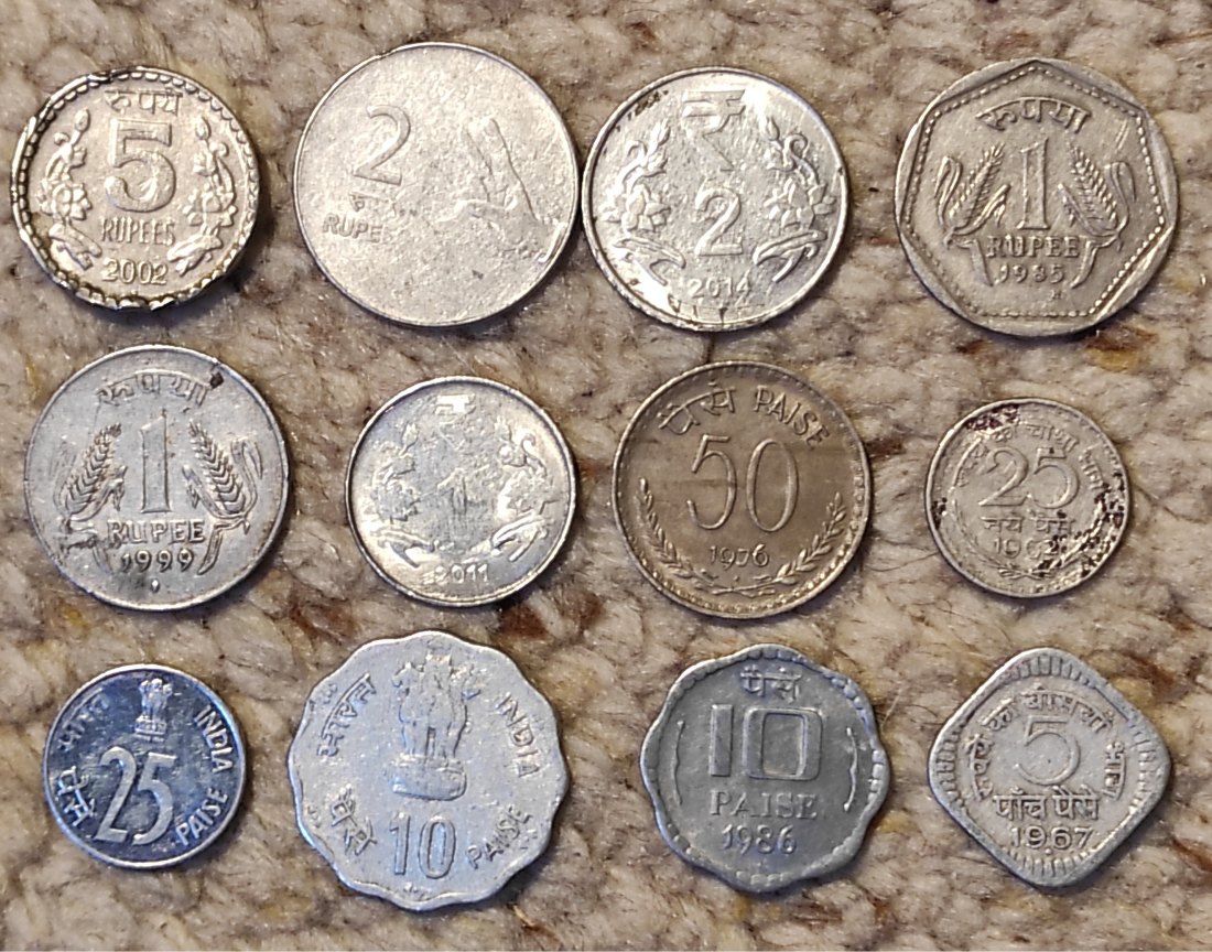  Set 041: Indien Münzlot mit 12 verschiedenen Münzen   