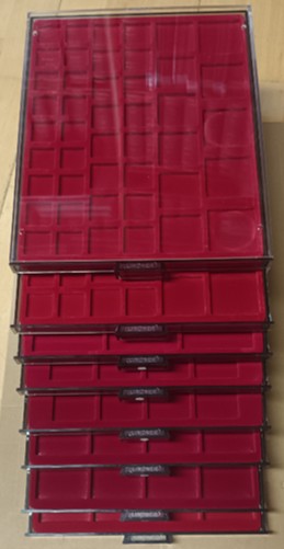  Lindner Münzbox STANDARD, 8 Stück, quadratische Vertiefungen, div. Größen, gebraucht   