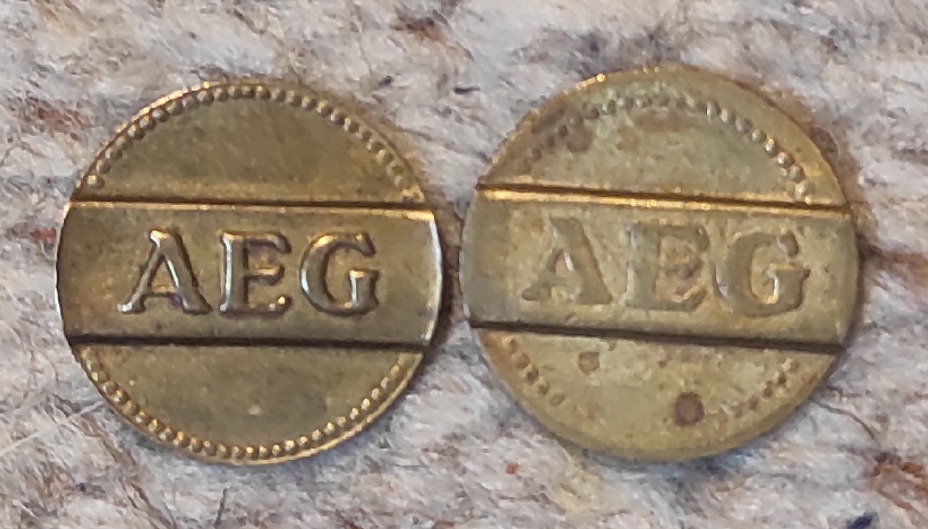  z095: 2 x AEG Wertmarke für Münzzähler   