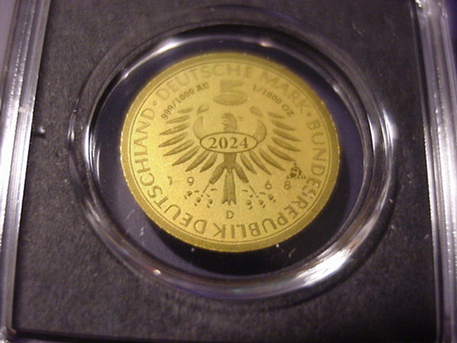  BRD 5 DM Nachbildung in 999er Gold Max von Pettenkofer   