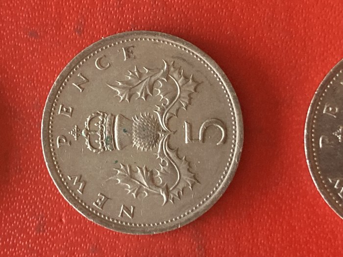 Münze Münzen Umlaufmünze Großbritannien 5 Pence 1975
