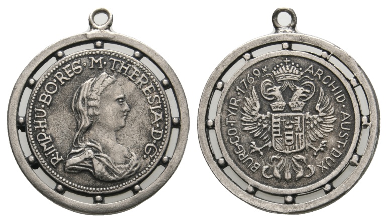  Östrreich; Maria Theresia 1769; Schmuckfassung; gehenkelt; 5,89 g; Ø 25,56 mm   