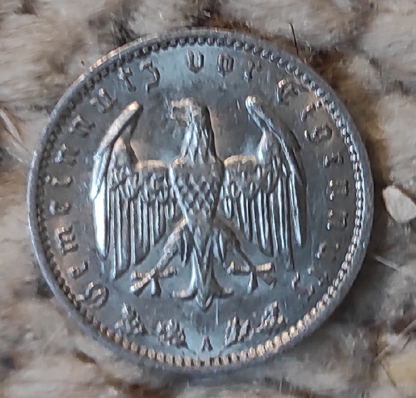  3. Reich 1 Reichsmark 1935   