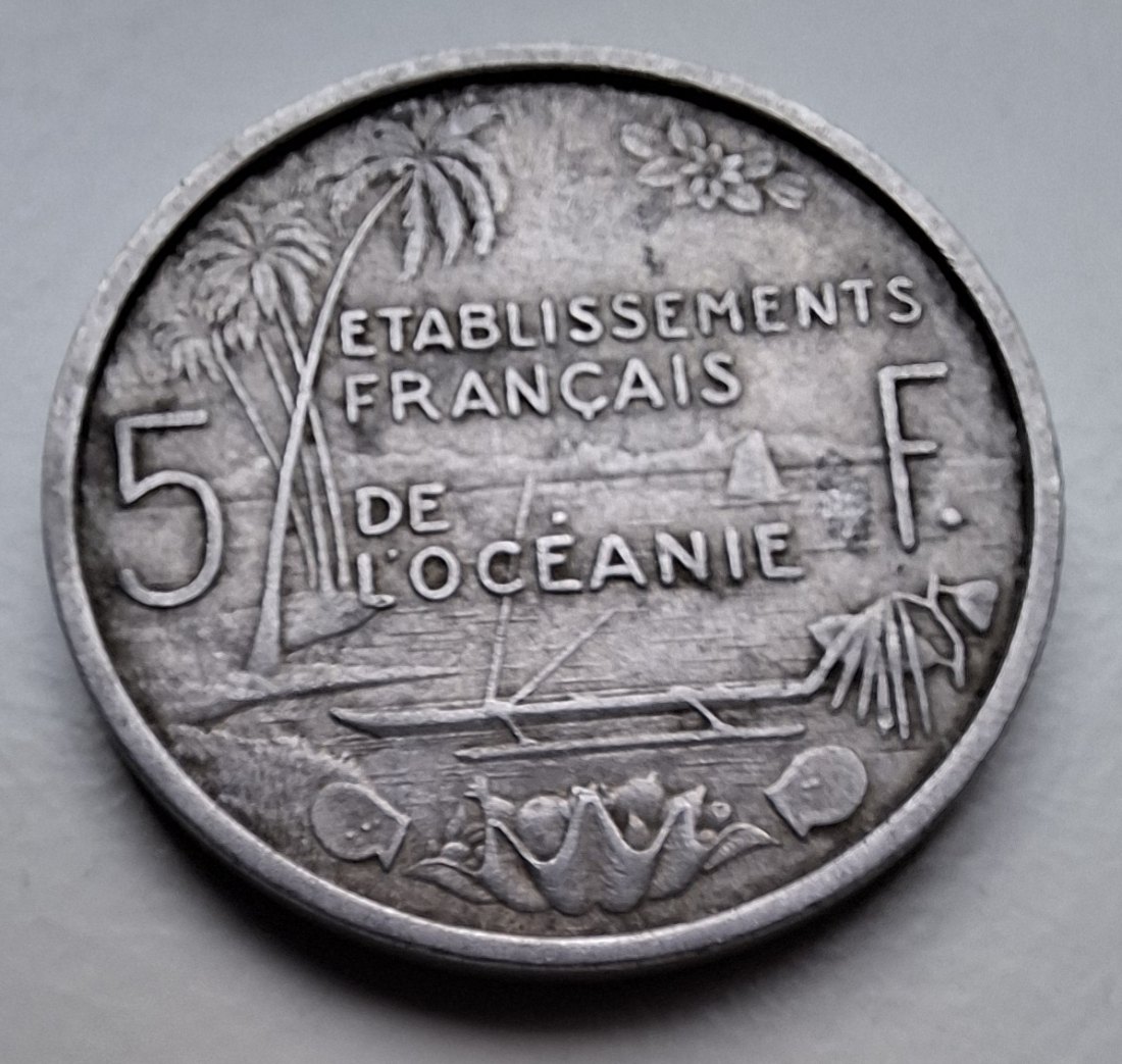 Tahiti Franz. Ploynesien 5 Francs 1952 sitzende Minerva