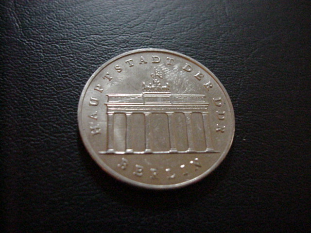 DDR 5 Mark Brandenburger Tor 1987