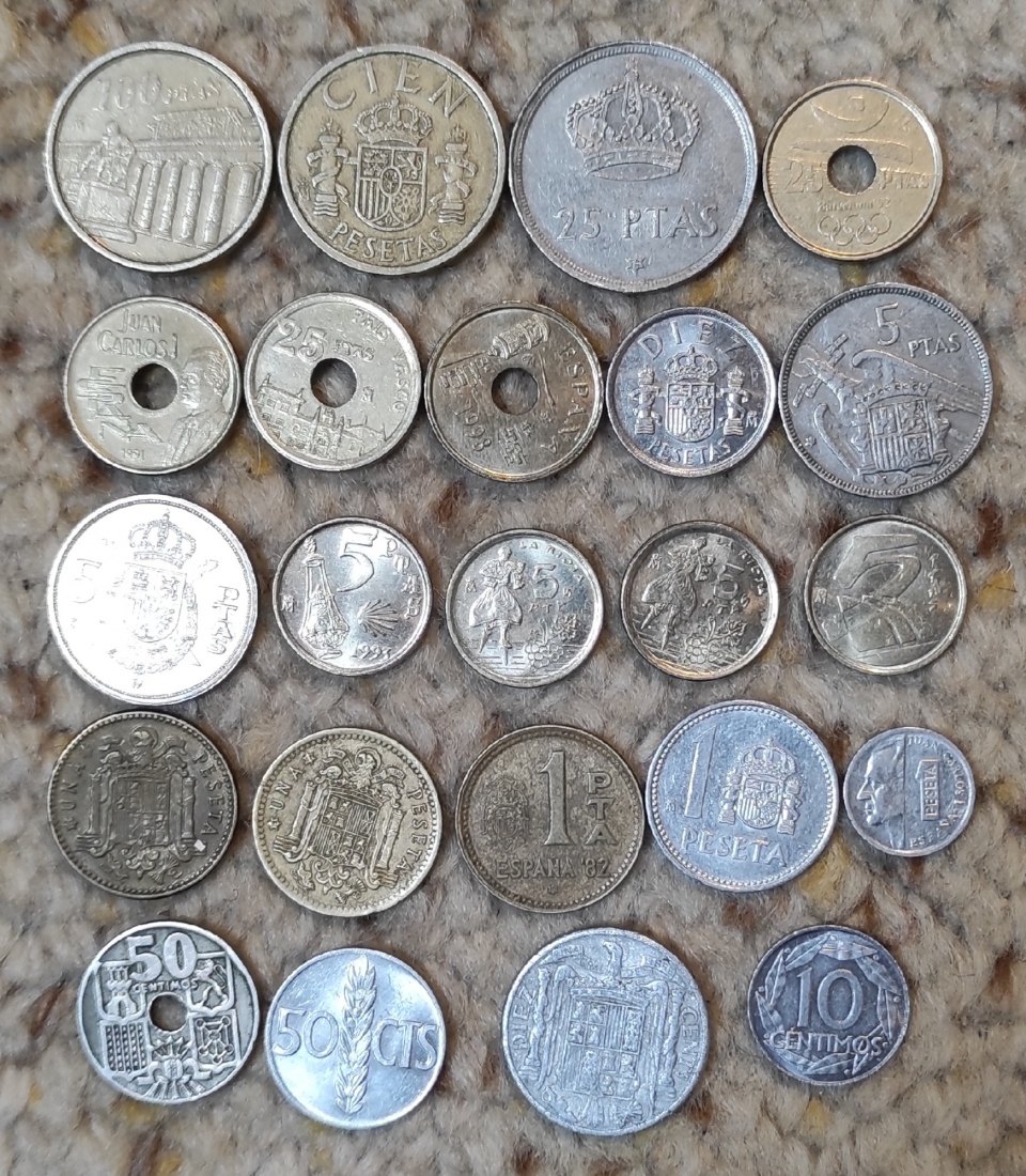  Set 053: Spanien Münzlot mit 18 verschiedenen Münzen   