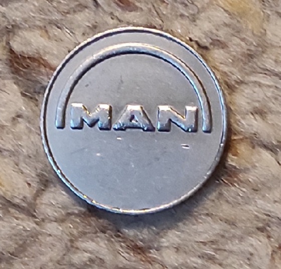  MAN Einkaufswagenchip aus Aluminium nahezu makellos   
