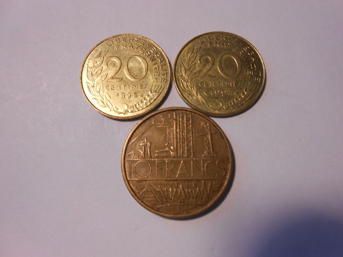 hn23 / Frankreich, 3er Lot, 20 Centimes 1995, 20 Centimes 1997 und 10 Francs 1974 Typ B (KM# 940)