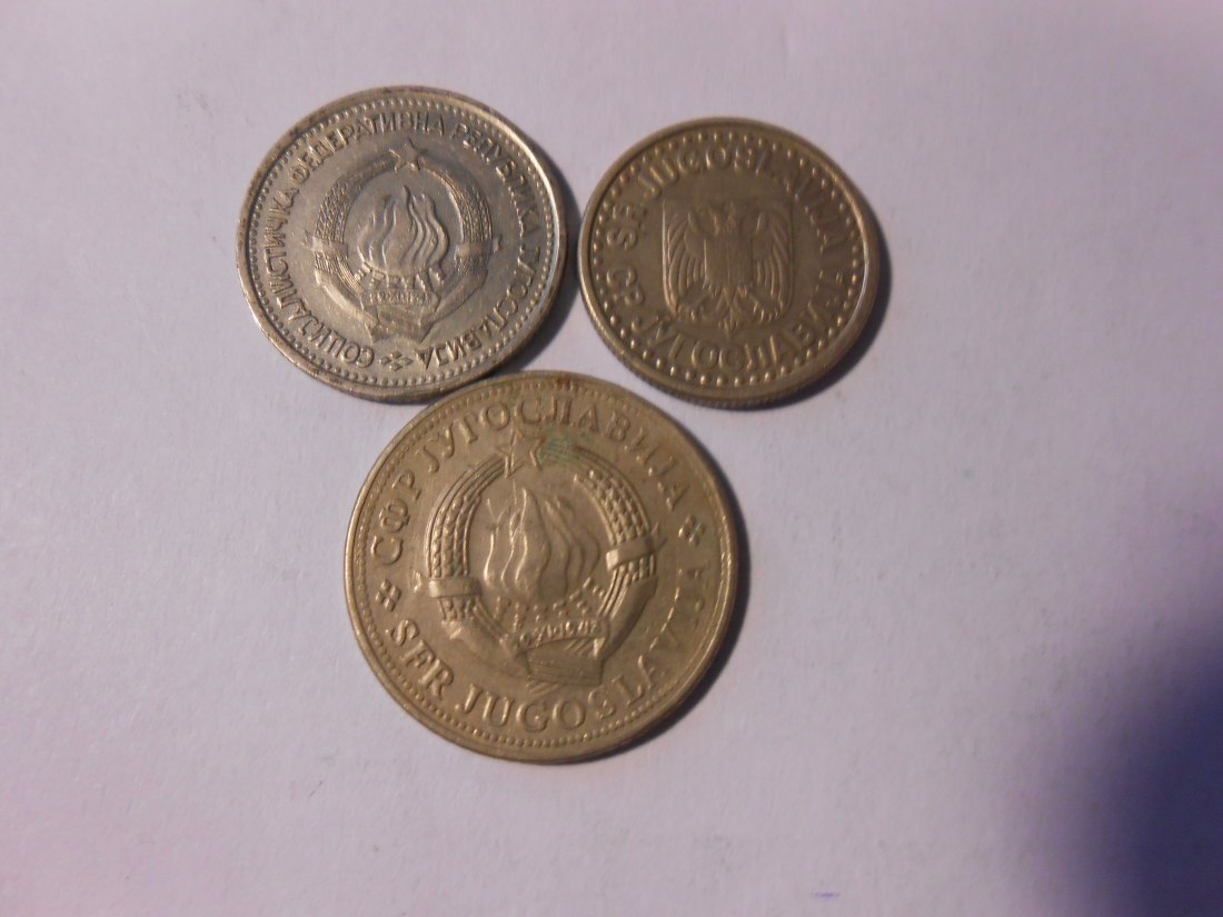  hn38 / Jugoslawien, 3er Lot, 1 Dinar 1965 (KM# 47), 1 Dinar 1996 (KM# 168) und 2 Dinar 1981 (KM# 57)   