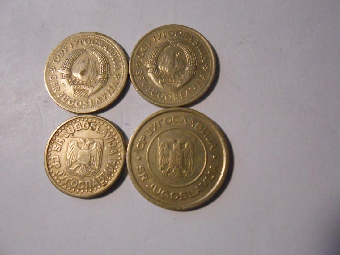  hn41 / Jugoslawien, 4er Lot, 1 Dinar 1973 (KM# 59), 1 Dinar 1977 (KM# 59), 1 Dinar 1996 (KM# 168) un   