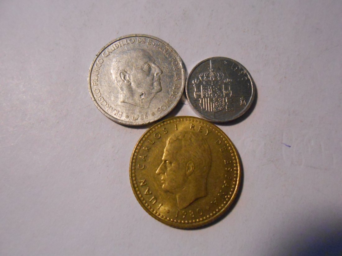  hn42 / Spanien, 3er Lot, 50 Cent.1966 (KM# 795), 1 Pes.1980 ESPAN(KM# 816) und 1 Pes. 1996 (KM# 832)   