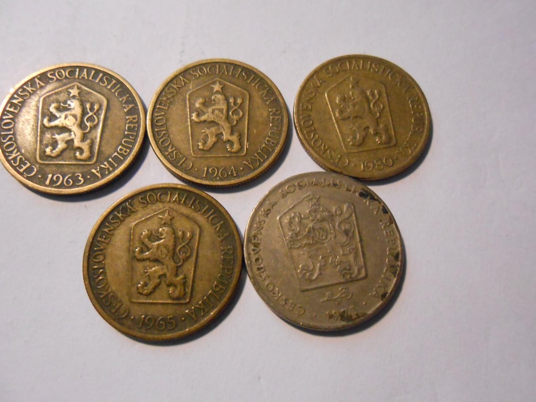  hn46 / Tschechoslowakei ČSSR,5er Lot, 1 Krone 1963 1964 1965 1980 (KM# 50)+ 2 Kronen 1973 (KM# 75)   