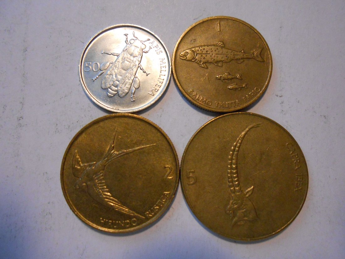  hn51 /Slowenien, 4er Lot, 50 Stotinow 1996, 1 Tolar 1993, 2 Tolarja 1996, 5 Tolarjev 1993   