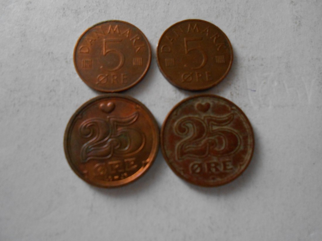 hn64 /Dänemark, 4er Lot, 5 Öre 1973 1980 (KM# 859) und 25 Öre 1998 2006 (KM# 868)