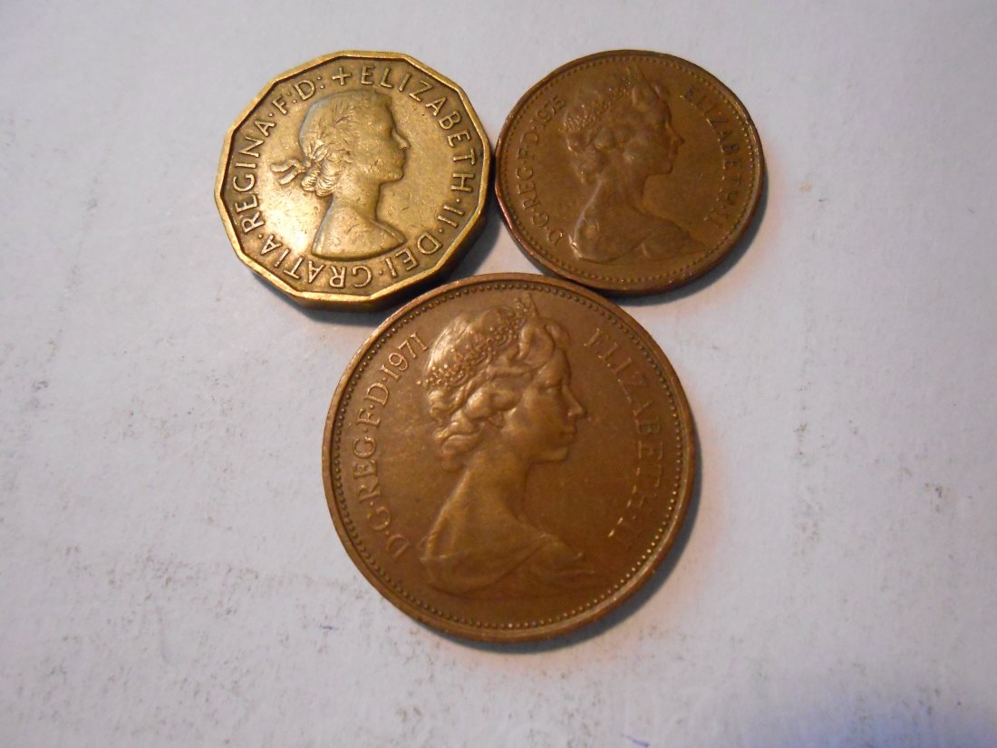  hn66 /Großbritannien, 3er Lot, 3 Pence 1959, 1 New Penny 1971 und 2 New Pence 1971   