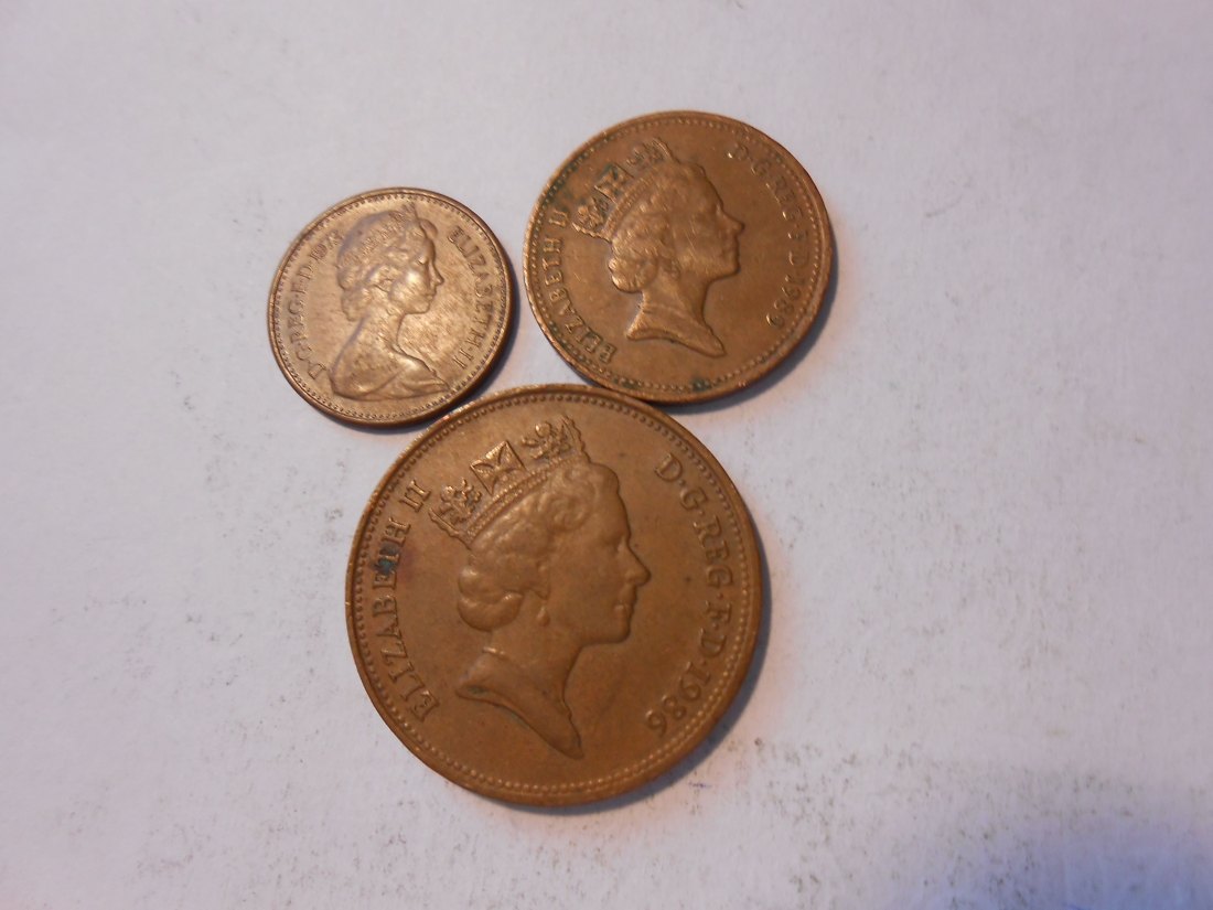  hn67 /Großbritannien, 3er Lot, 1/2 Penny 1973 , 1 Penny 1989  und 2 Pence 1986   