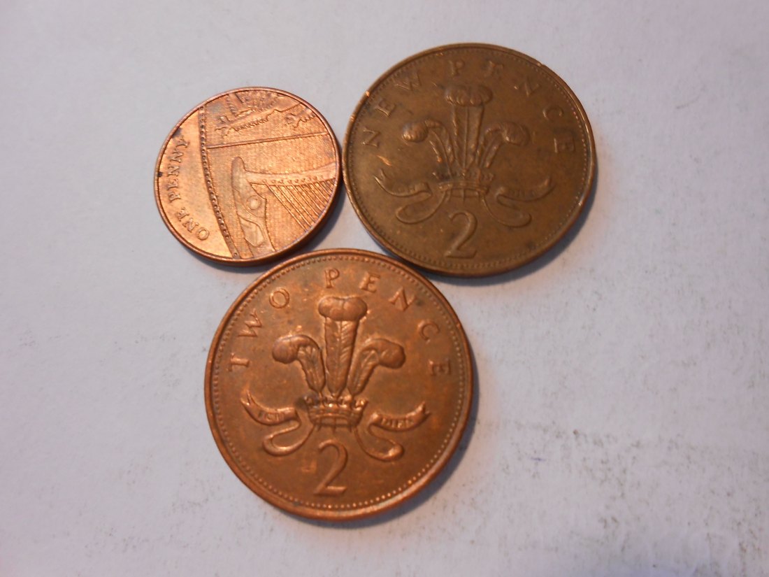 hn68 /Großbritannien, 3er Lot, 2 New Pence 1971 , 2 Pence 2000 und 1 Penny 2009