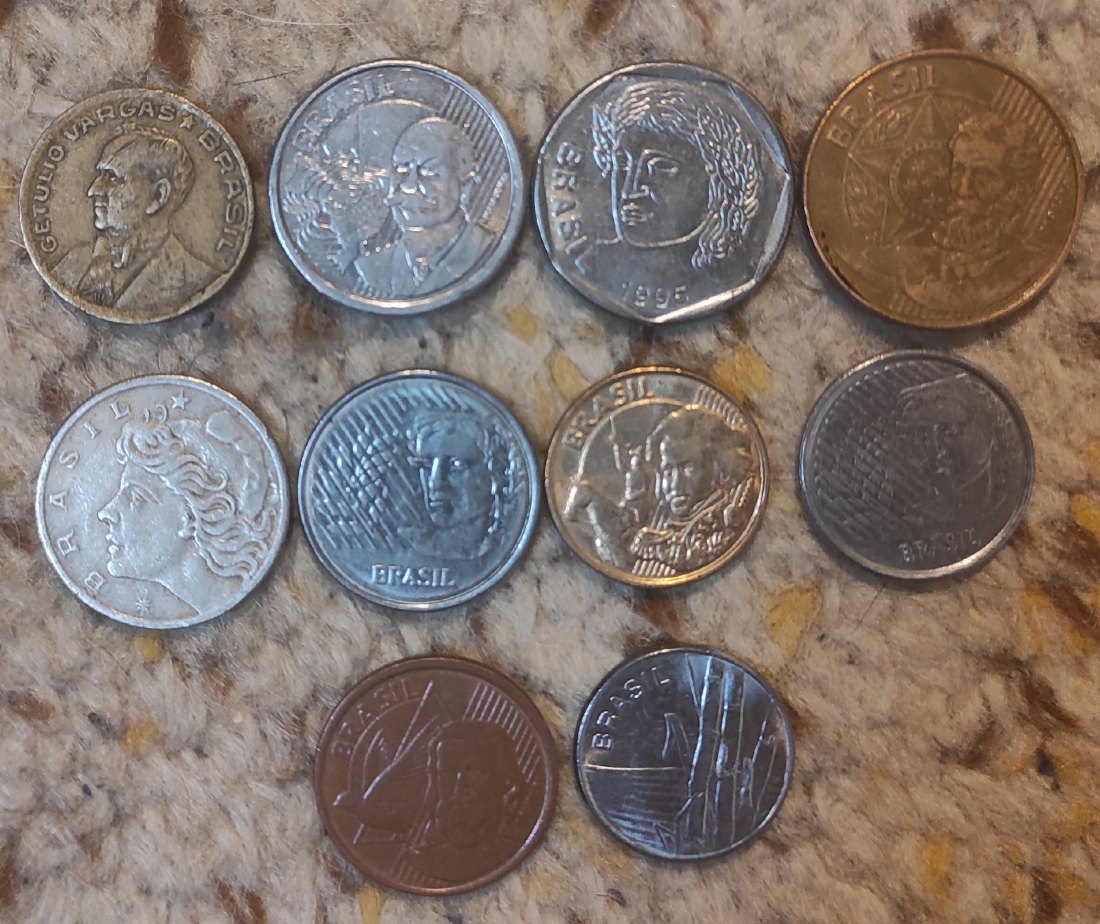  Set 081: Brasilien Münzlot mit 10 verschiedenen Münzen   