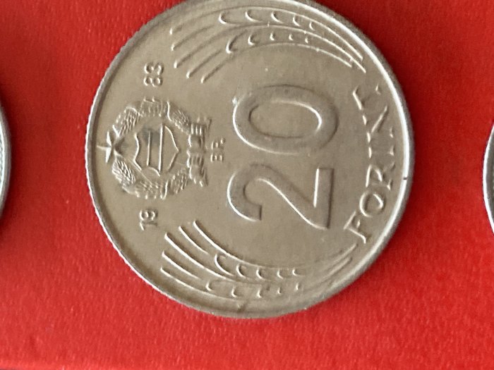  Münze Münzen Umlaufmünze Ungarn 20 Forint 1983   