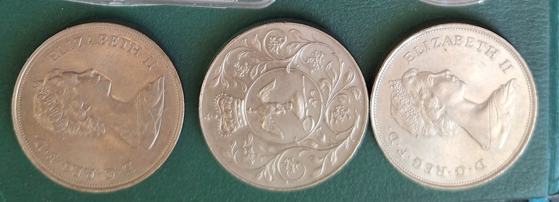  Commonwealth Queen Elisabeth II, 3 Umlaufmünzen 1972,1977 und 1980   