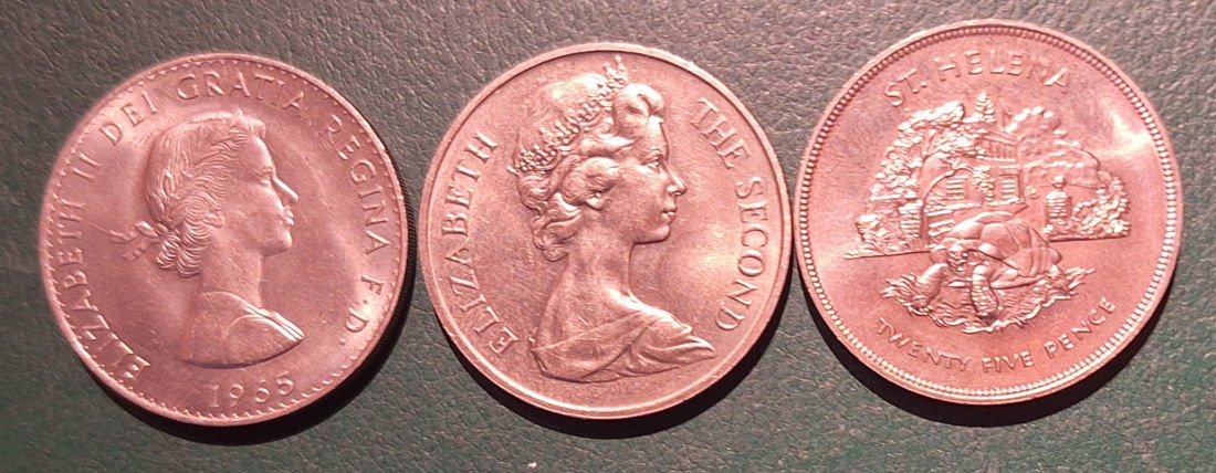  Münze1 1965 Churchill/Elisabeth II, 2x25 Pence St Helena 1973/1977   