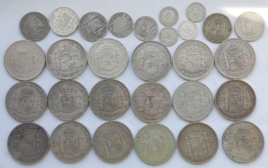  Mixed lot of silver coins. 458 grams of pure silver   