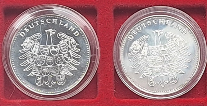  Medaillien-Lot Johannes Gutenberg und Heinrich Heine Silber gekapselt   