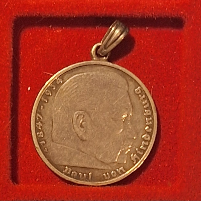  Deutsches Reich, 5 Reichsmark, 1935 Paul von Hindenburg Silber gehenkelt   