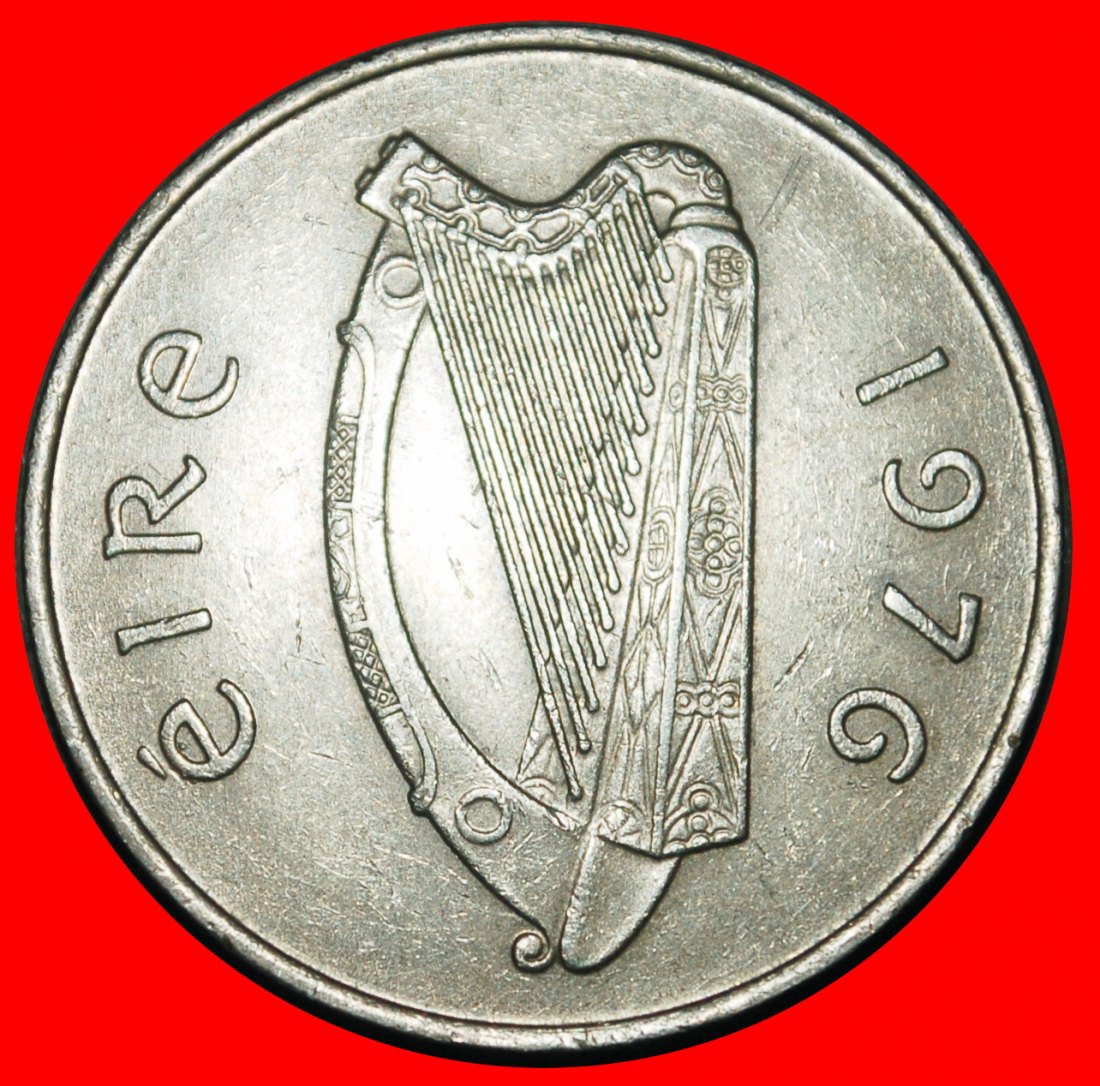  Ⰺ GREAT BRITAIN (1969-1986): IRELAND ★ 10 PENCE 1976 SALMON FISH!★LOW START ★ NO RESERVE!   