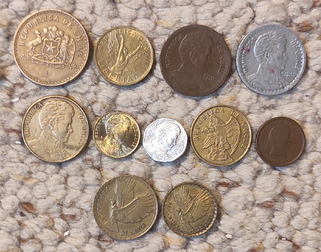  Set 006: Chile Münzlot mit 12 verschiedenen Münzen   