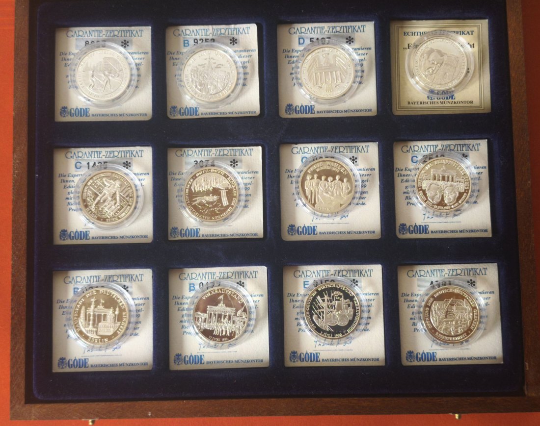 Sammlung Silbermedaillen - 999 Feinsilber PP Schatulle + Zertifikate