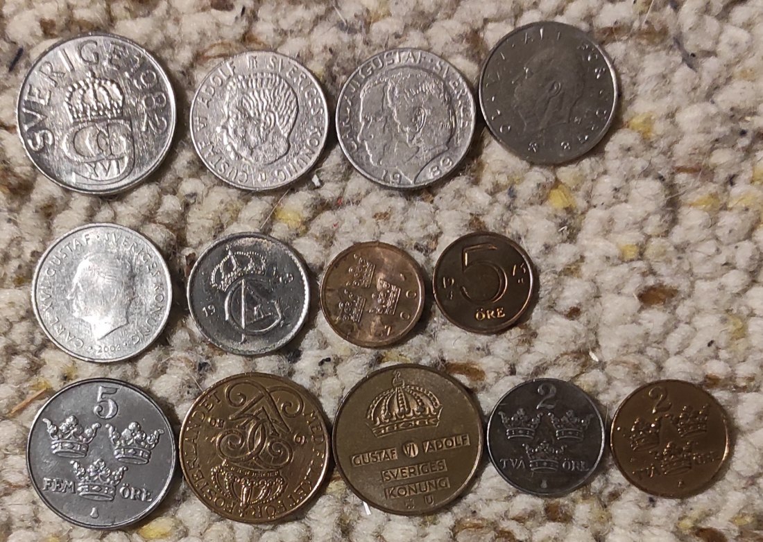  Set 120: Schweden Münzlot mit 13 verschiedenen Münzen, z.T. auch Ältere   