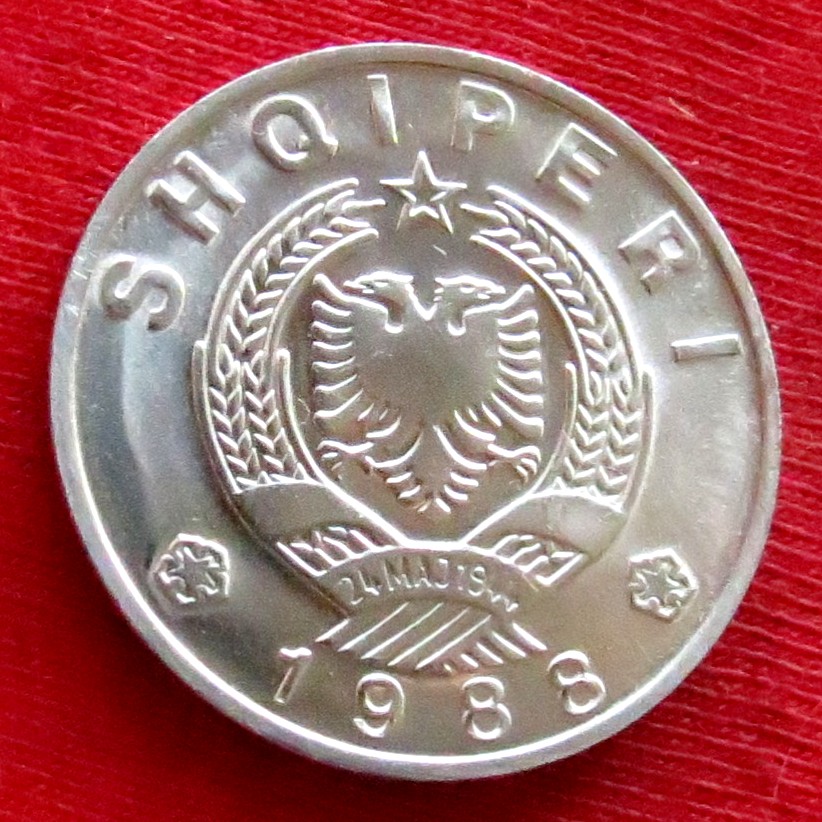  Albania 50 qindarka 1988   
