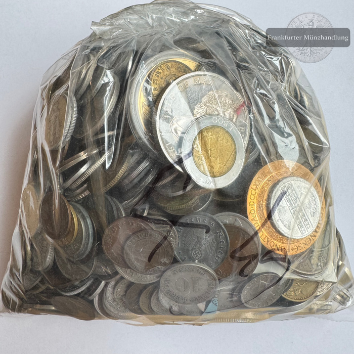  LOT: 4kg diverse Weltmünzen aus div. Jg FM-Frankfurt Gesamtgewicht: 4kg   