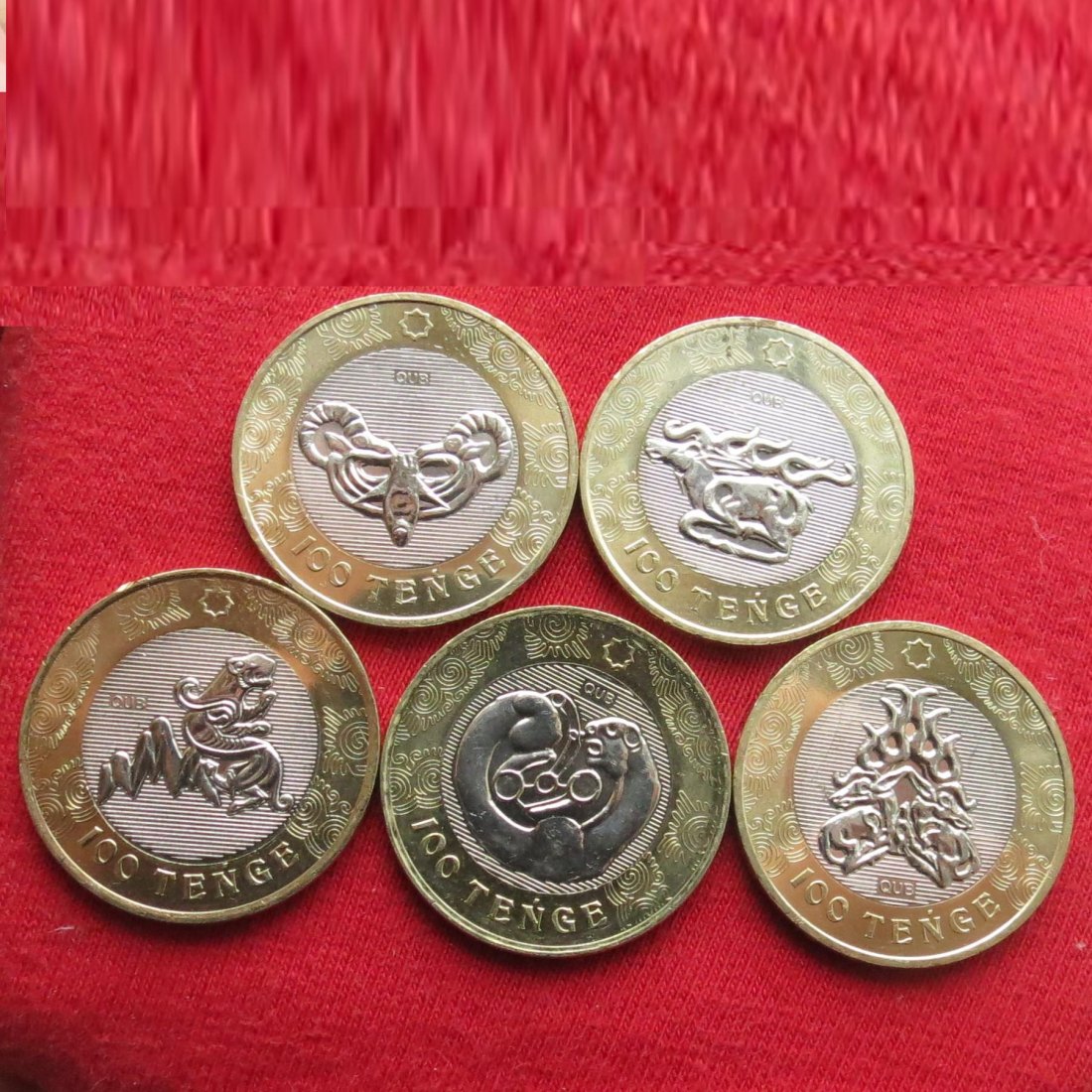 Kazakhstan 5 x 100 tenge 2022 Saka style