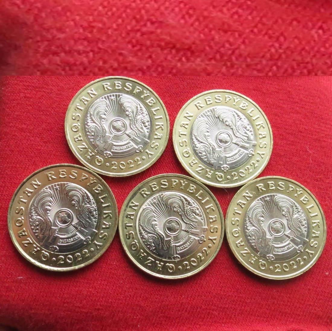  Kazakhstan 5 x 100 tenge 2022 Saka style   